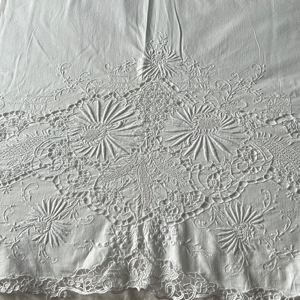 Embroidered Bed cover, 100% cotton